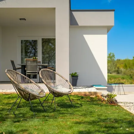 Casa Mia By Istrialux Villa Peruški